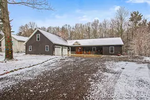 19200 Glendale Cir, Spring Lake, MI 49456 - Photo 6