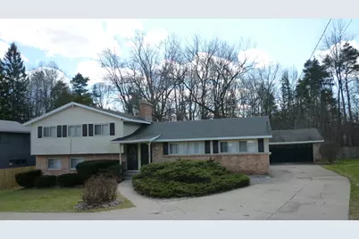 4704 Burton Street SE, Grand Rapids, MI 49546 - Photo 1