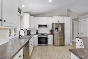 873 Northpointe Dr SW, Byron Center, MI 49315 - Photo 18