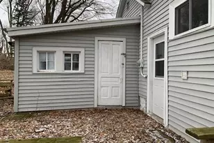 205 W Montcalm St, Greenville, MI 48838 - Photo 18