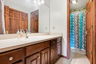 2731 Hunters Point, Kalamazoo, MI 49048 - Photo 8