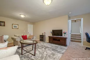 5868 Kiverton Ridge Dr SE, Kentwood, MI 49508 - Photo 18