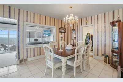 1382 Lakeshore Drive, Muskegon, MI 49441 - Photo 8