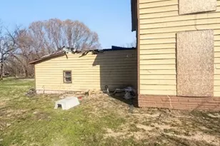 17806 E State St, Vandalia, MI 49095 - Photo 2