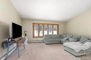 231 Eden Rd, Battle Creek, MI 49017 - Photo 6