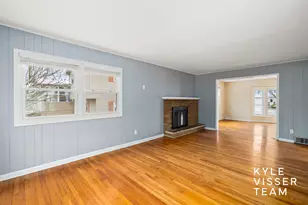 4455 Cloverleaf Dr SE, Grand Rapids, MI 49546 - Photo 6