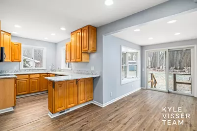 4455 Cloverleaf Drive SE, Grand Rapids, MI 49546 - Photo 12