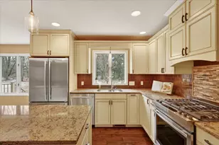 2694 Ashville Dr NE, Grand Rapids, MI 49525 - Photo 12