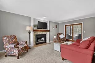 2694 Ashville Dr NE, Grand Rapids, MI 49525 - Photo 18