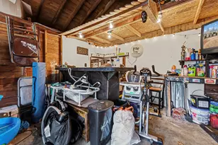 29550 Bretton, Livonia, MI 48152 - Photo 28