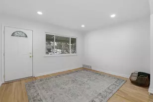 11920 Cavell St, Livonia, MI 48150 - Photo 6