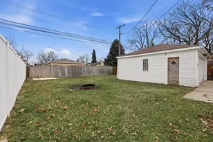 11920 Cavell St, Livonia, MI 48150 - Photo 34