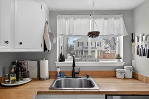 2933 E Whittier Ct, Ann Arbor, MI 48104 - Photo 16