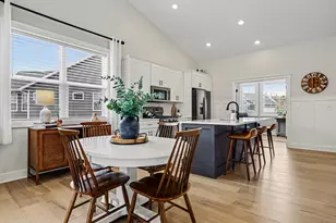 5187 Salmon River Ct SW, Wyoming, MI 49418 - Photo 8