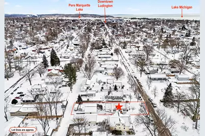 814 N Rath Avenue, Ludington, MI 49431 - Photo 6