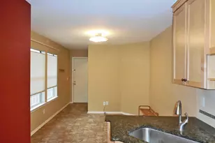 4314 Hillside Dr, Ann Arbor, MI 48105 - Photo 8