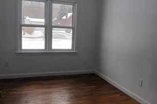 229 W High St, Bangor, MI 49013 - Photo 6