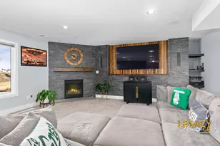 4534 Point Superior Ct, Holland, MI 49424 - Photo 34