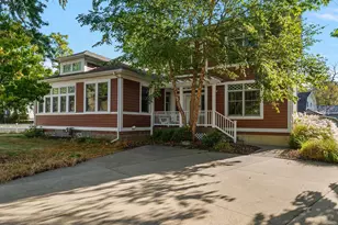 202 Oak St, South Haven, MI 49090 - Photo 38