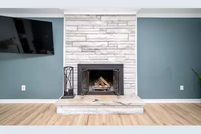 912 W Silver Lake Road, Fenton, MI 48430 - Photo 6