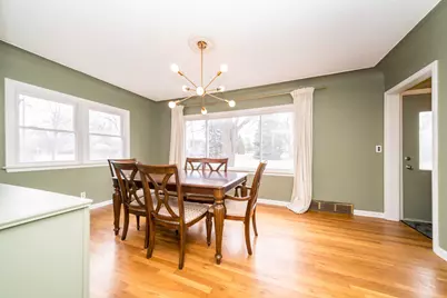 912 W Silver Lake Road, Fenton, MI 48430 - Photo 2