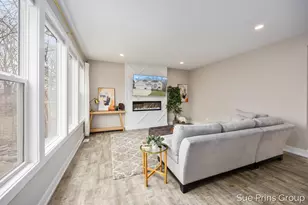 8089 Eagle Peak Dr, Jenison, MI 49428 - Photo 10