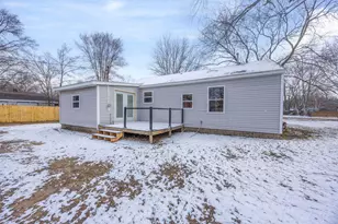 739 Chandler St, Muskegon, MI 49442 - Photo 6