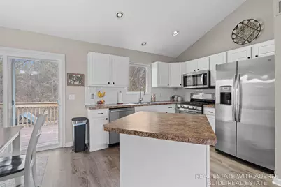 6948 Shady Knoll Drive SE, Caledonia, MI 49316 - Photo 10