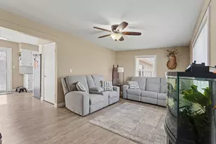 1160 Oakwood Dr, Jenison, MI 49428 - Photo 8