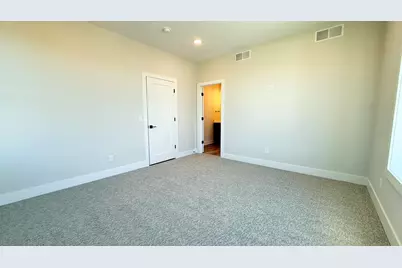 312 Edison Court #28, Muskegon, MI 49440 - Photo 24