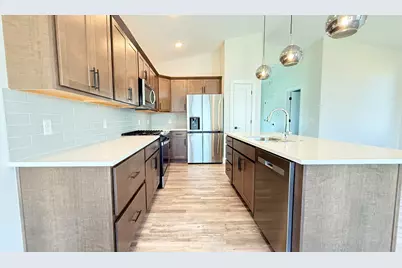 312 Edison Court #28, Muskegon, MI 49440 - Photo 22