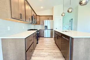 312 Edison Ct, Muskegon, MI 49440 - Photo 22