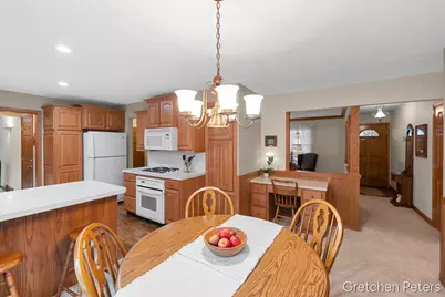 6852 Aleda Avenue SE, Grand Rapids, MI 49508 - Photo 8