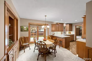 6852 Aleda Ave SE, Grand Rapids, MI 49508 - Photo 6