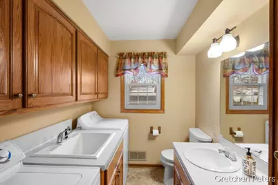 6852 Aleda Avenue SE, Grand Rapids, MI 49508 - Photo 18