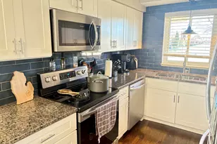 14142 Arden St, Livonia, MI 48154 - Photo 4