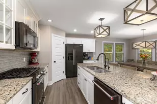 3459 Wolven Ridge Dr, Rockford, MI 49341 - Photo 4