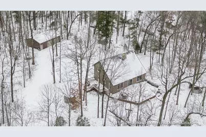 8482 S Cypress Avenue, Newaygo, MI 49337 - Photo 1