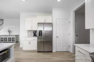 6830 Golden View Dr SE, Grand Rapids, MI 49512 - Photo 16