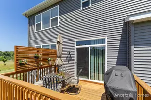 6830 Golden View Dr SE, Grand Rapids, MI 49512 - Photo 38