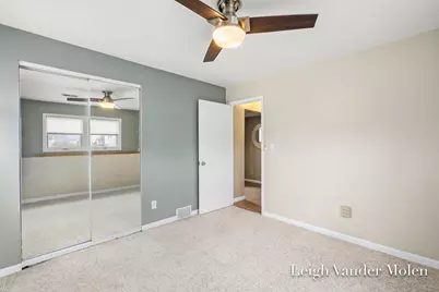 1410 Beckwith Avenue NE, Grand Rapids, MI 49505 - Photo 22