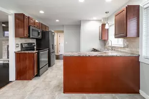 767 Beaumont Dr NW, Grand Rapids, MI 49504 - Photo 14