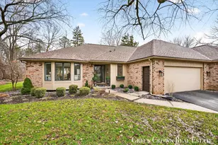 2374 Bob White Ct SE, Grand Rapids, MI 49546 - Photo 1