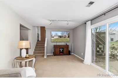 6737 Gran Via Drive NE, Rockford, MI 49341 - Photo 16