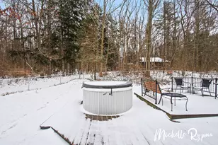 3959 64th St, Holland, MI 49423 - Photo 10