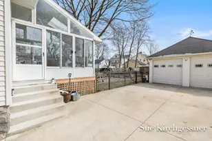674 Lovett Ave SE, Grand Rapids, MI 49506 - Photo 30