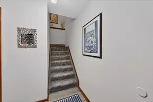 768 Watersedge Dr, Ann Arbor, MI 48105 - Photo 14