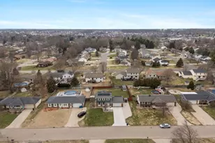 7337 Harmon Ln, Jenison, MI 49428 - Photo 36