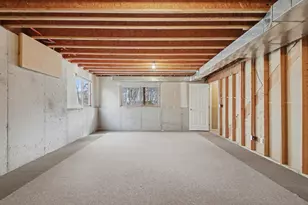 1102 Barrington NW, Grand Rapids, MI 49534 - Photo 24