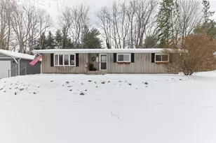 2416 Blanchard Dr, Niles, MI 49120 - Photo 1